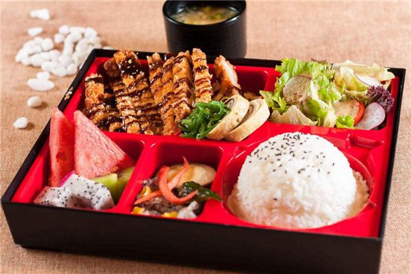 全家里的便当原材料哪里进货的