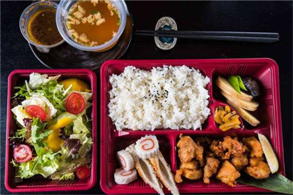 全家里的便当原材料哪里进货的