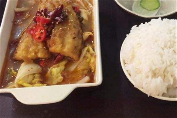 渔鲜稻香烤鱼饭