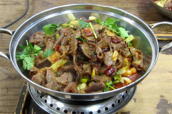 乾王府护心肉锅加盟费多少?开店宣传怎么做比较好?