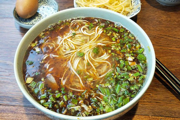 杨记跷脚牛肉面多少钱