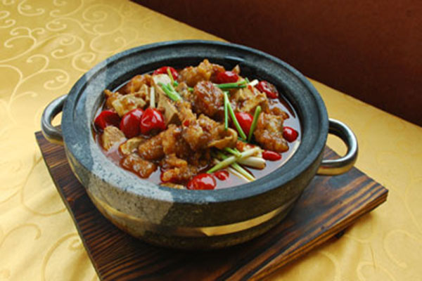 嘟食传情石锅菜加盟费