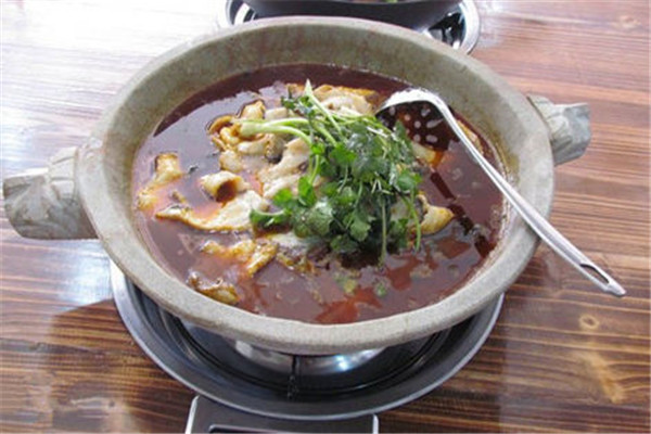 柒阿锅石锅菜
