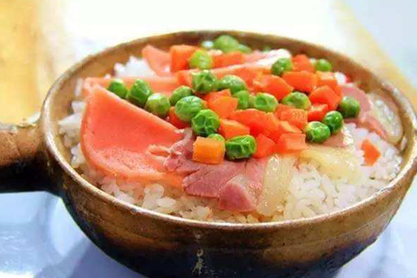 和番丼饭加盟费多少钱