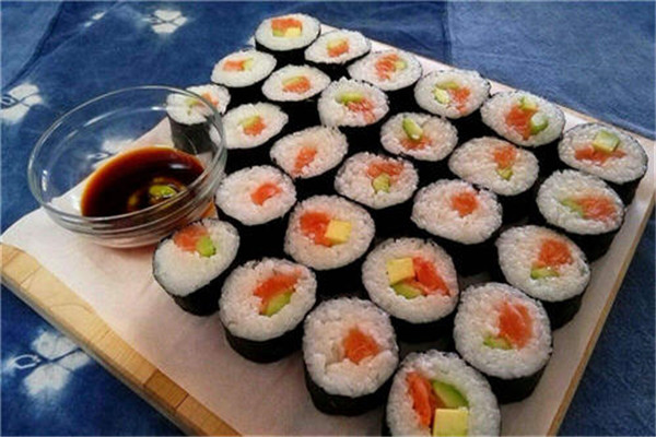 正卫寿司加盟店