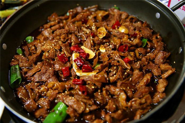 乾王府护心肉锅总店