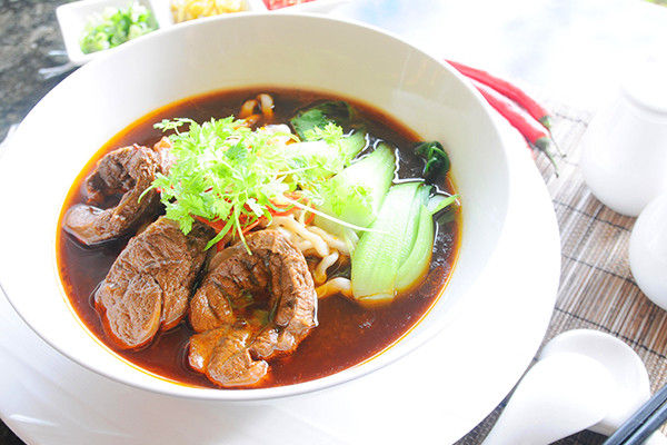 杨记跷脚牛肉面是哪里的