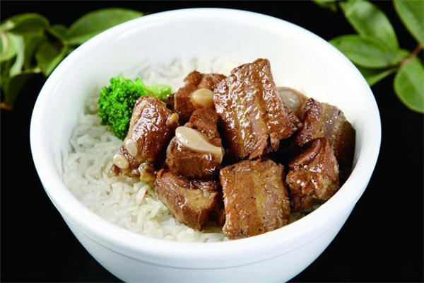 八戒排骨米饭