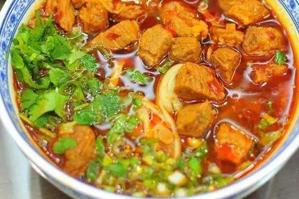 杨记跷脚牛肉面总店加盟