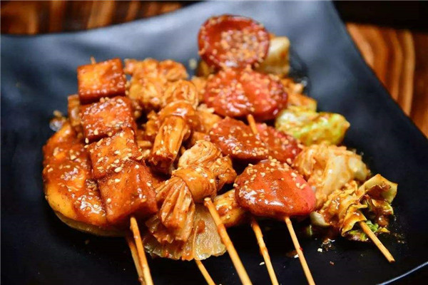 开一个炸串店成本