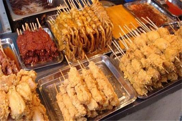 卖炸串一个月挣多少钱