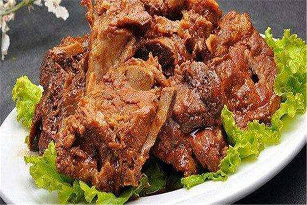 硬啃酱骨头自助火锅总店