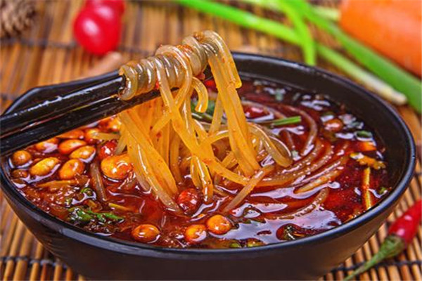 初辣酸辣粉