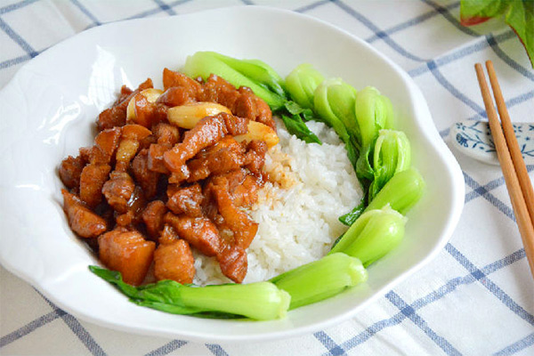 于记卤肉饭加盟费多少