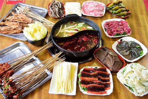 筷莱噜串串香品牌实力