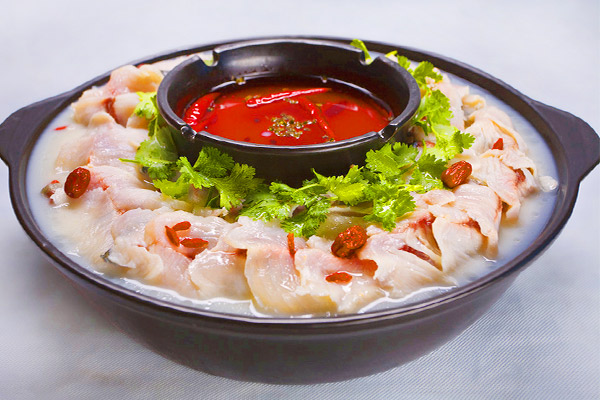 鼎中魚