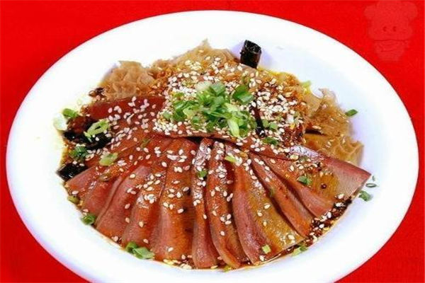 容先生夫妻肺片加盟费