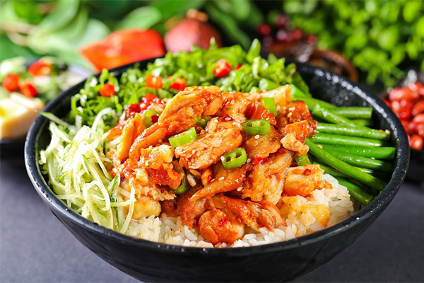 一个县的李先森烤肉拌饭利润