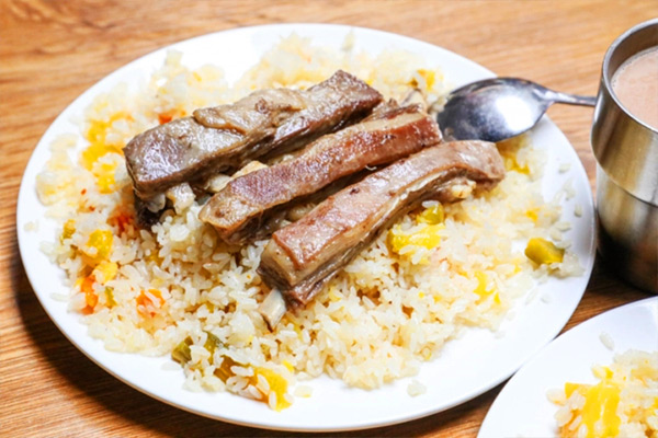 那时天山新疆手抓饭