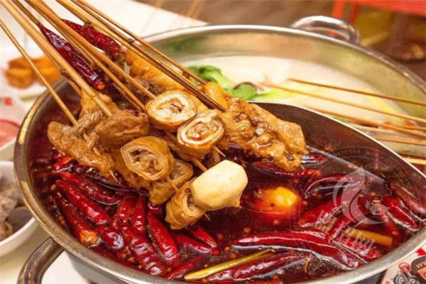 欢辣颂串串香加盟
