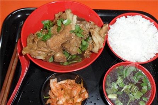 京九排骨米饭加盟靠谱吗