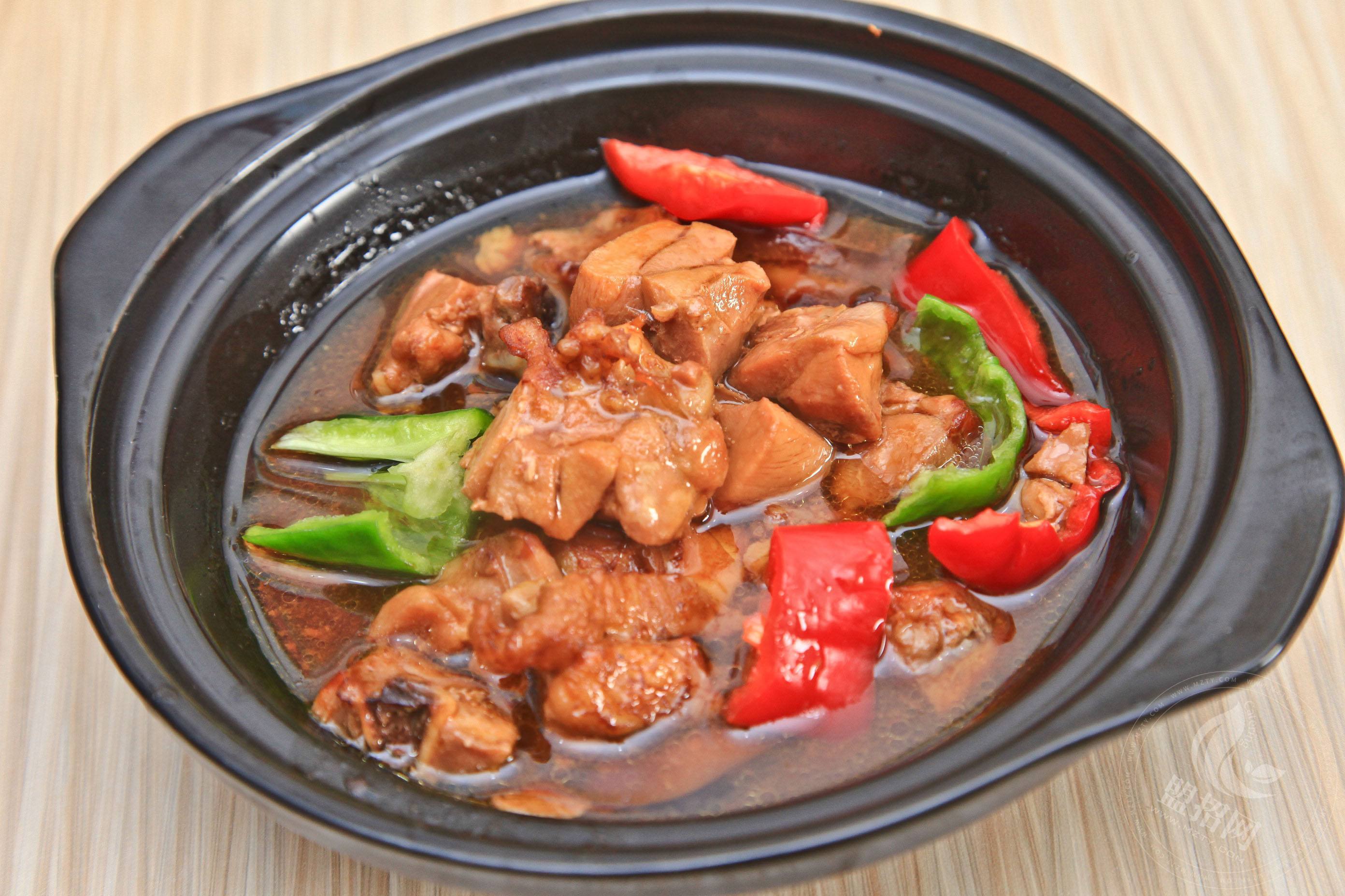 南云上品瓦香鸡米饭有什么竞争优势