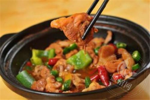 南云上品瓦香鸡米饭