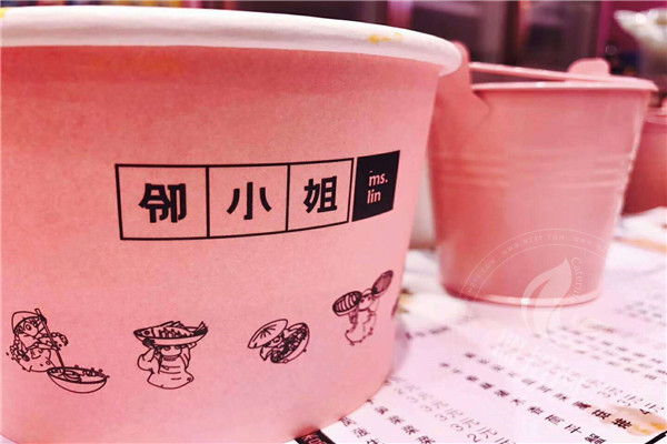 邻小姐总部