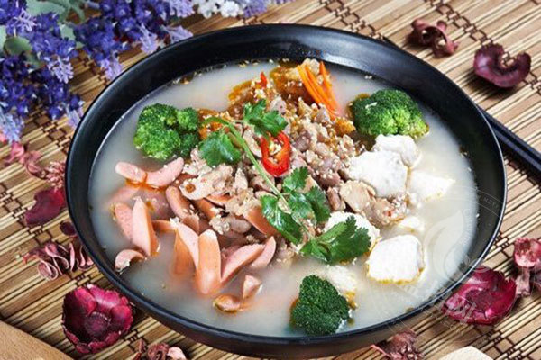 黄手艺冒菜加盟如何选址