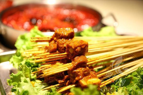 串与签寻串串香总部