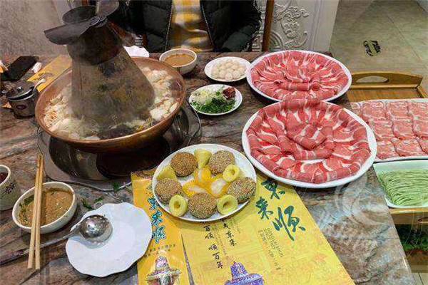 东来顺火锅八大特点