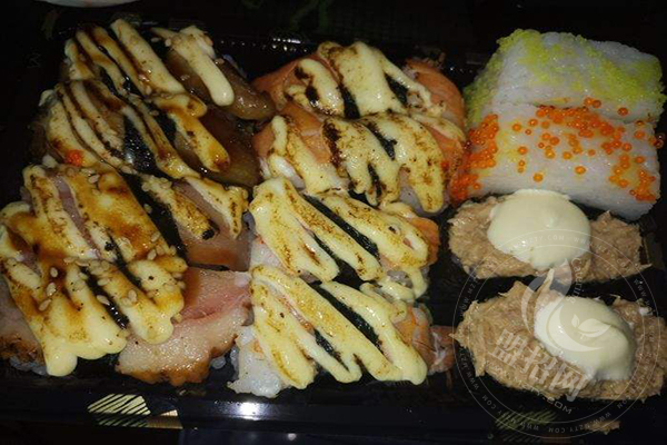 缘禾米日式简餐寿司