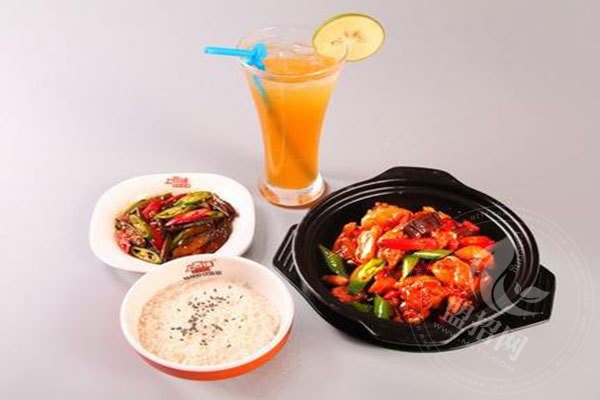 上吉铺黄焖鸡米饭加盟