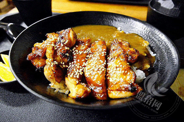 丼大少爷烧肉饭加盟