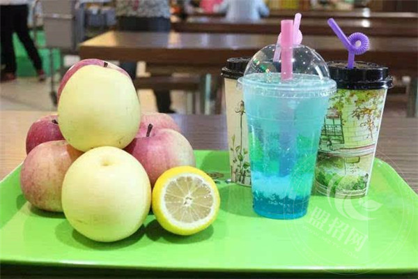 奶茶店加盟费大概多少
