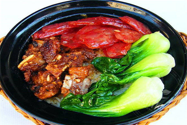 顺德牛展煲仔饭价格