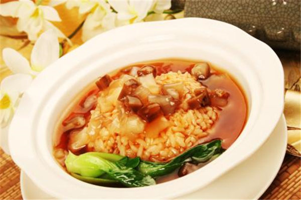 仝诚记煲仔饭鲍汁捞饭出自哪里