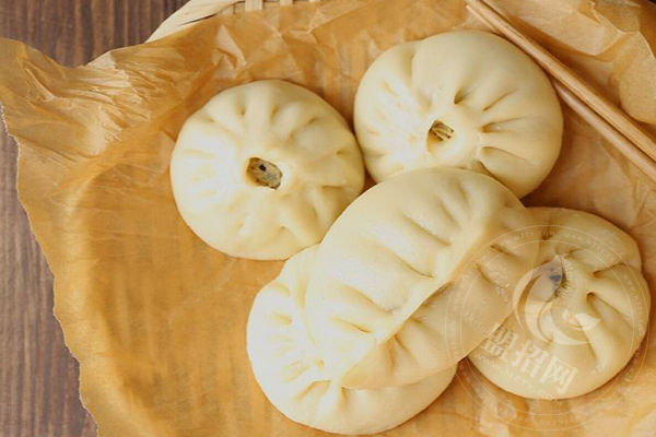 张小生包子铺坑人吗