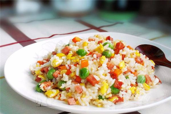 加盟丰索旺铁板炒饭骗局
