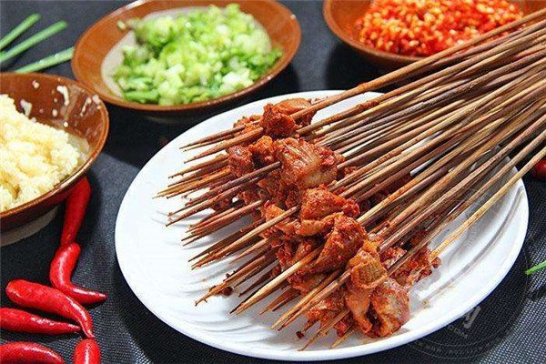 陈钢串串香加盟电话