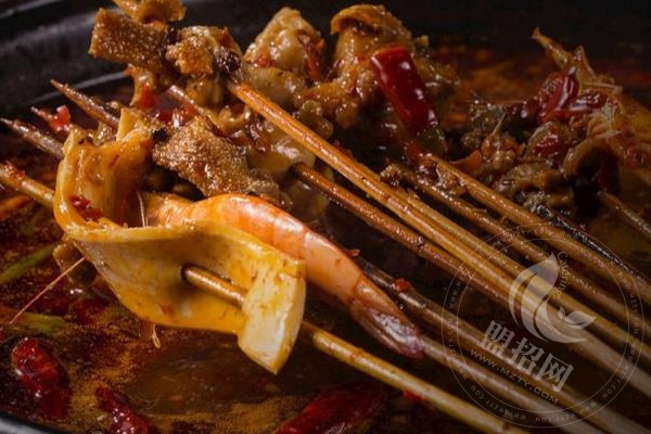 陈钢串串香加盟费多少