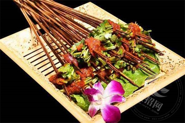 重庆串串香加盟