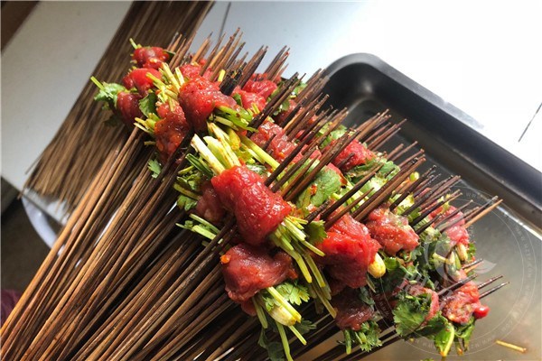袁记串串香加盟费