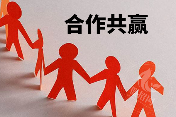 吉吉向上炭烤鸡肉堡加盟电话