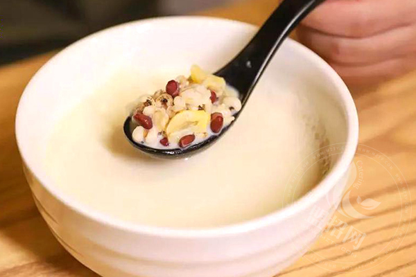 鼎豆豆浆创始人