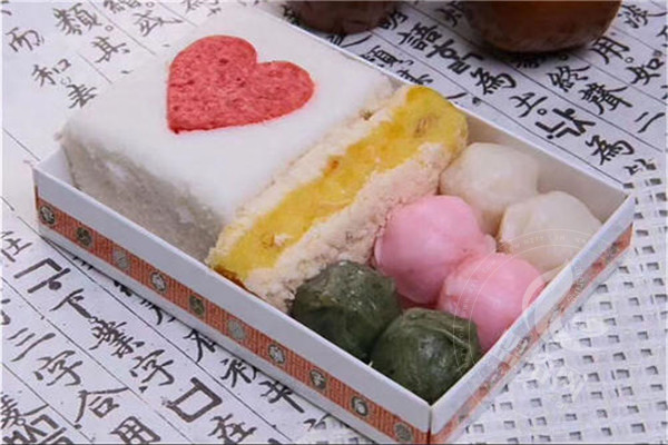 团味小仙肉卷饭团烧加盟