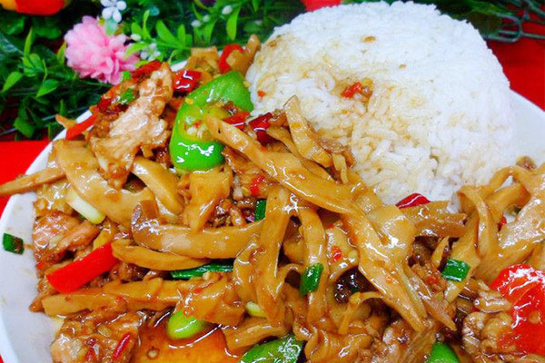 德天顺盖码饭有多少门店