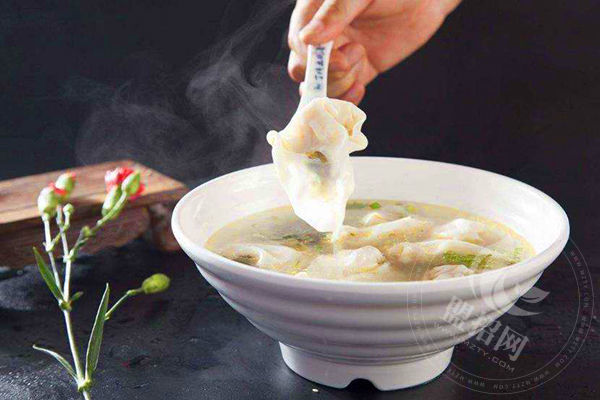 钱承恩馄饨店