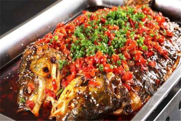 开个半山妖烤鱼一年能挣多少钱