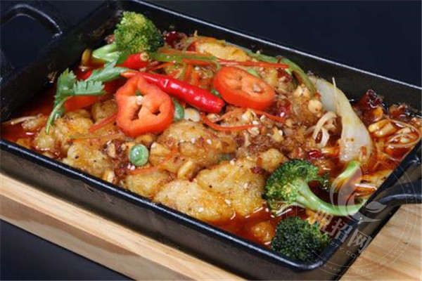 鱼儿九九烤鱼饭一年有多少利润